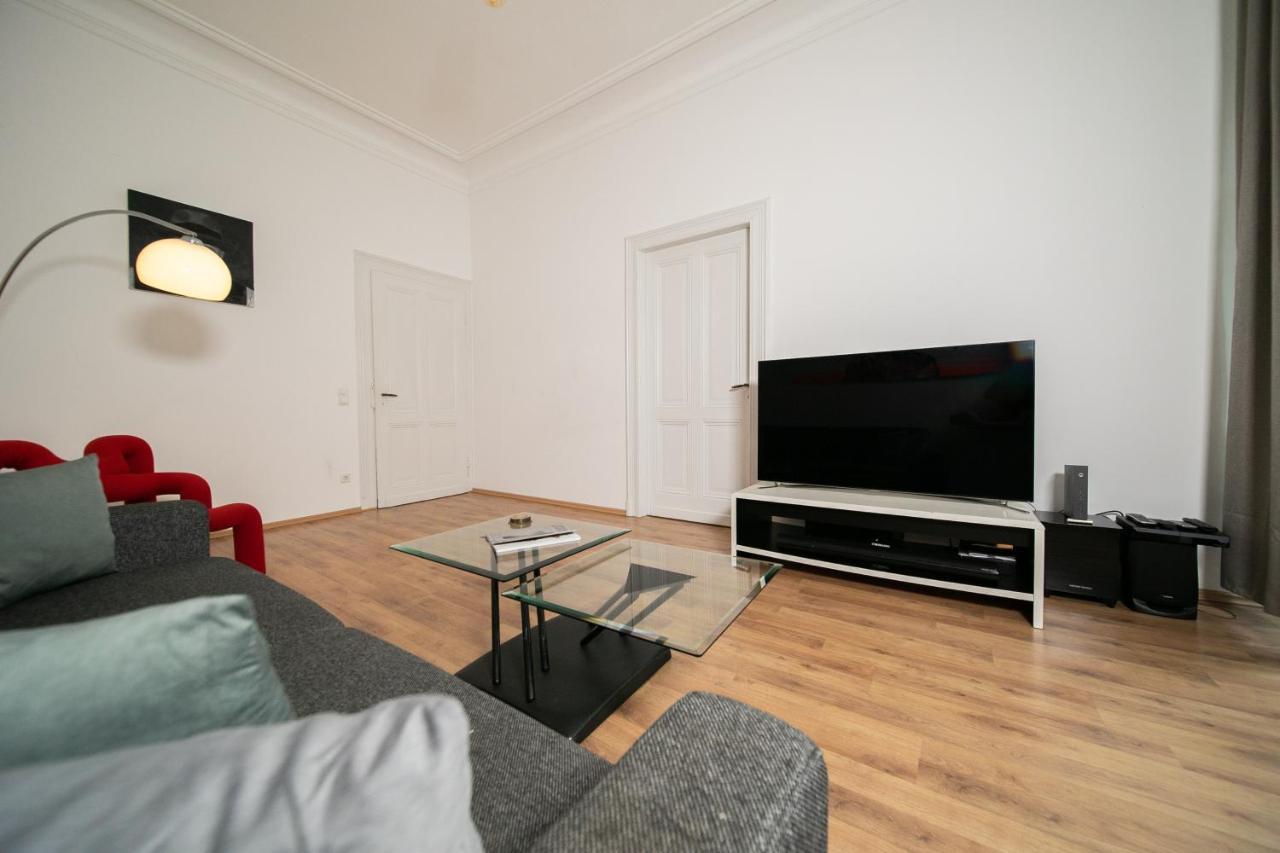 White 60 Qm Apartment - Zentral - Balkon - Messe Dusseldorf Exterior photo